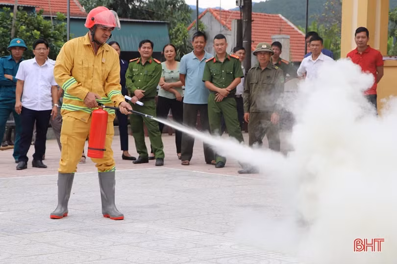 Ra mắt mô hình “Tổ liên gia an toàn về PCCC” đầu tiên ở Vũ Quang