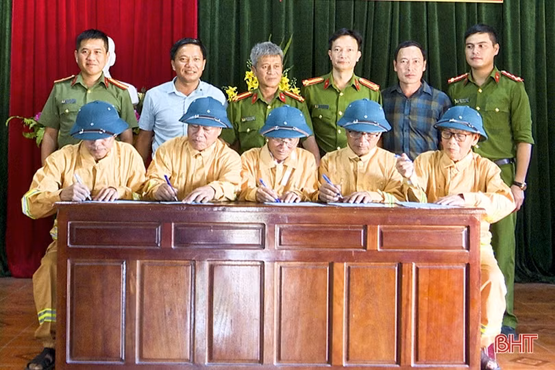 Đức Thọ ra mắt mô hình “Tổ liên gia an toàn phòng cháy và chữa cháy”