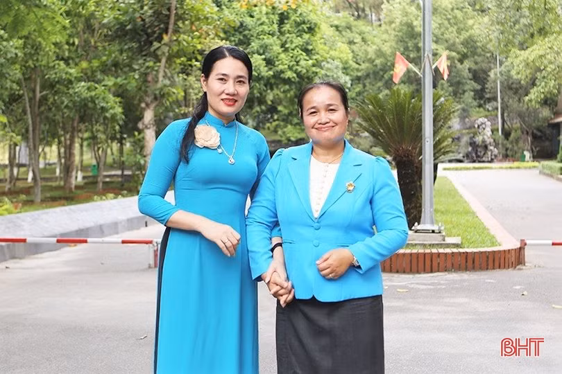 Phụ nữ Hà Tĩnh góp phần tô thắm thêm tình hữu nghị Việt - Lào