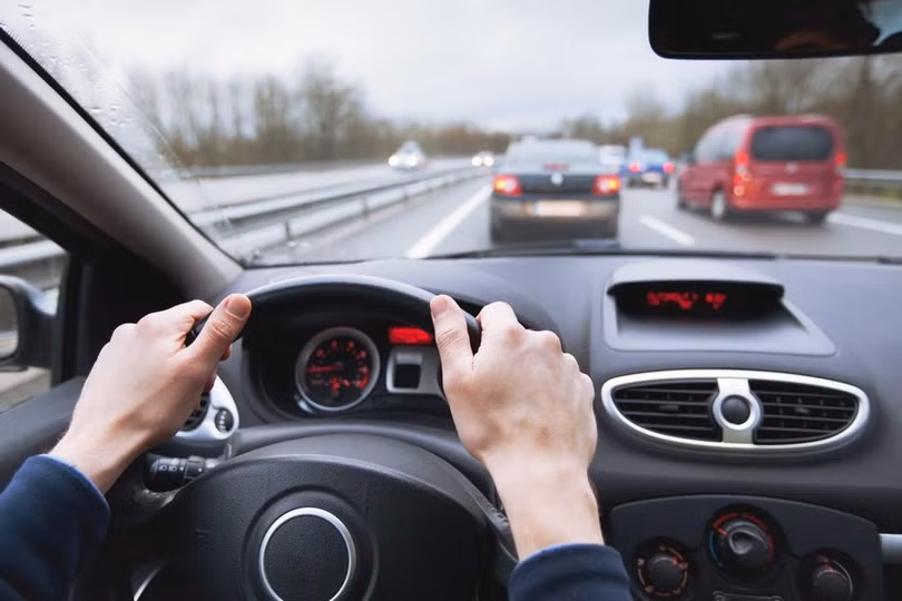 8 quy tắc giúp bạn an toàn hơn khi lái xe trên đường cao tốc