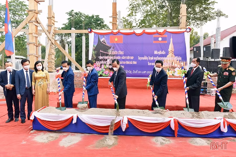 Tăng cường hợp tác kinh tế, nâng tầm mối quan hệ hữu nghị giữa Hà Tĩnh và các tỉnh của nước bạn Lào
