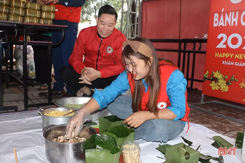 “Chợ tết 0 đồng” hỗ trợ người nghèo, đối tượng yếu thế ở TP Hà Tĩnh