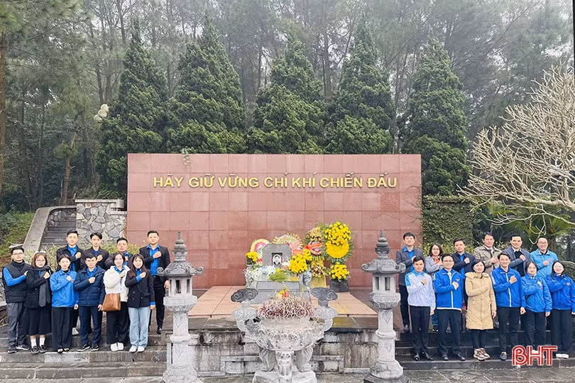 Mang “Tết ấm yêu thương” tới thanh thiếu nhi khó khăn ở Hà Tĩnh