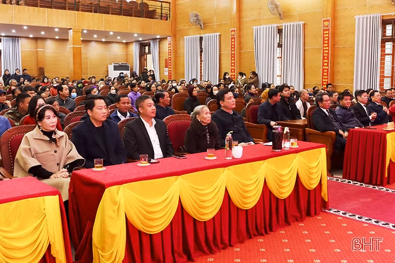 Lãnh đạo tỉnh dự chương trình xuân yêu thương tại các địa phương, đơn vị
