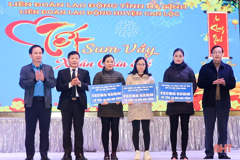 “Tết sum vầy - Xuân chia sẻ” đến với người lao động ở Can Lộc