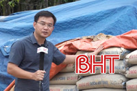 Khẩn trương làm rõ sự việc hàng trăm tấn xi măng xây dựng NTM ở Hương Khê bị hư hỏng