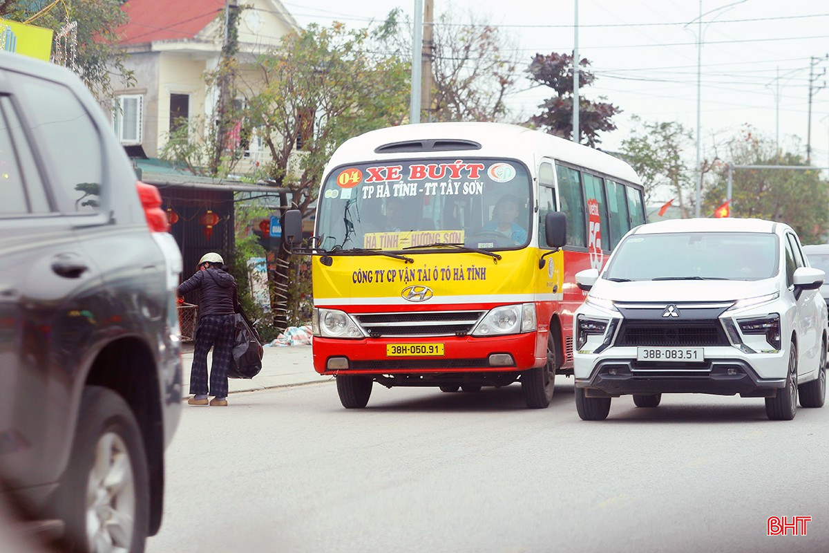 bqbht_br_xe-buyt-ha-tinh-01.jpg