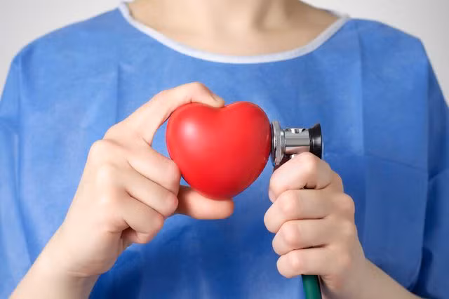 3 bệnh tim người cao tuổi hay gặp vào mùa lạnh và cách bảo vệ