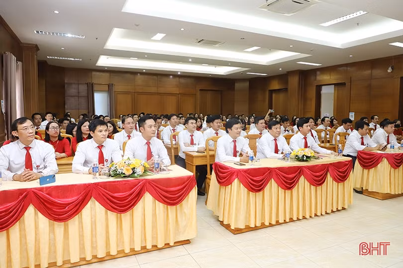 Agribank chi nhánh Hà Tĩnh II kỷ niệm 4 năm thành lập