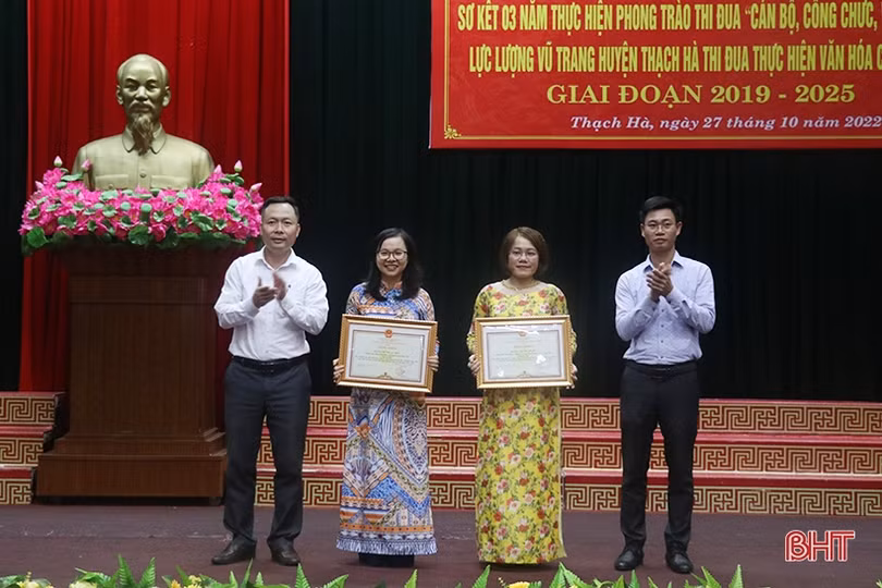 Nâng cao văn hóa công sở trong các cơ quan, đơn vị tại Thạch Hà