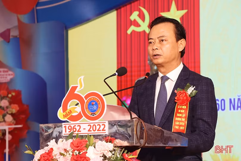 Trường THPT Cẩm Xuyên kỷ niệm 60 năm thành lập