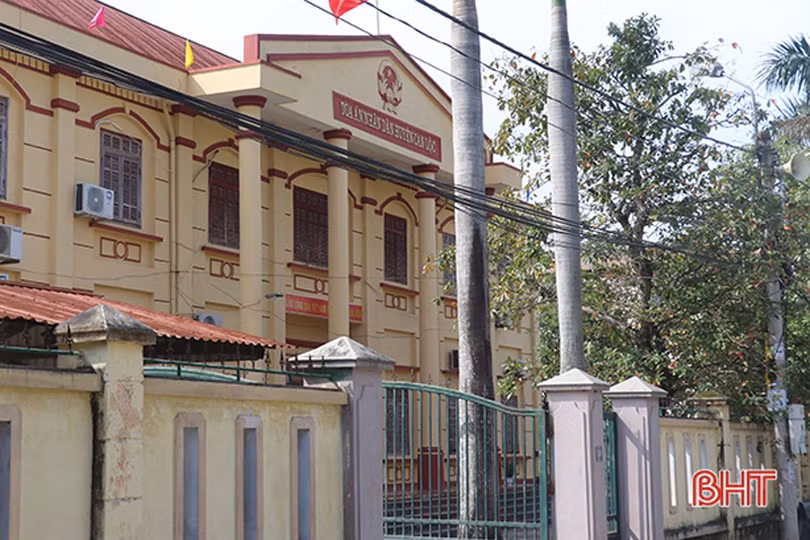 Một phụ nữ ở Hà Tĩnh bị lừa gần 450 triệu đồng vì... mua thuốc trị nám trên mạng!