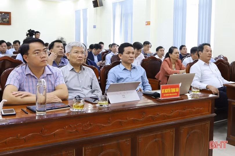 Đảng ủy Khối CCQ&DN Hà Tĩnh hướng dẫn ứng dụng phần mềm quản lý công tác Đảng