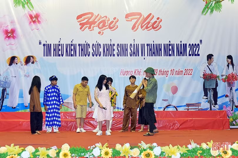 Học sinh Hương Khê thi tìm hiểu sức khỏe sinh sản vị thành niên, thanh niên 
