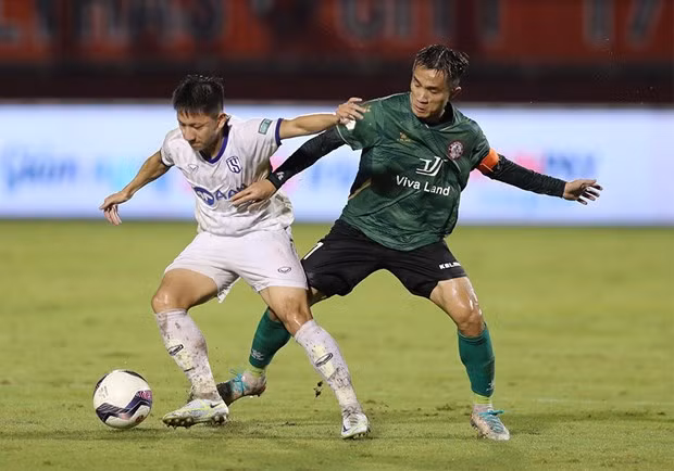 Cục diện V-League 2022: 4 đội đua vô địch, 7 đội lo lắng trụ hạng
