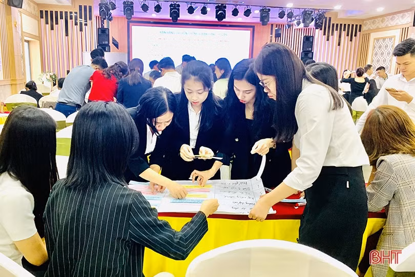 Doanh nghiệp, HTX Hà Tĩnh học kỹ năng bán hàng và chăm sóc khách hàng