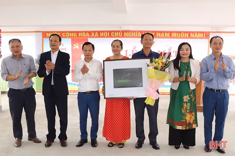 Tiếp tục ra mắt ngôi nhà trí tuệ ở các huyện Vũ Quang, Kỳ Anh