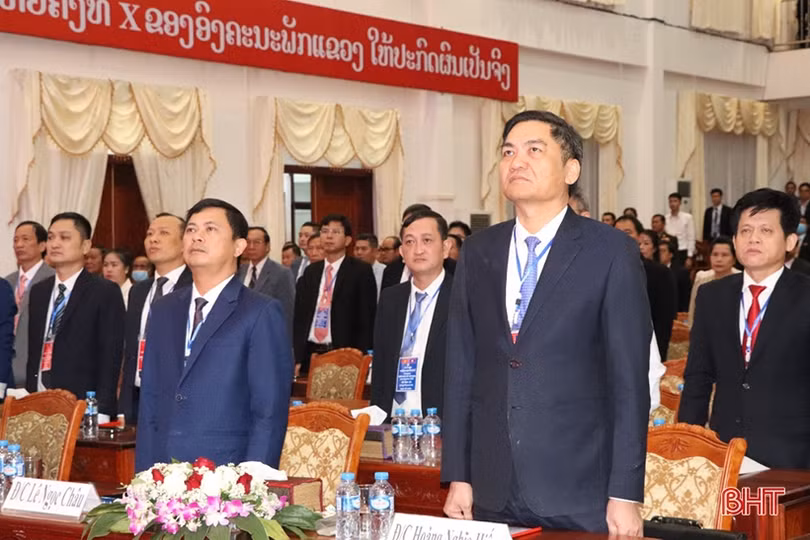 Lãnh đạo Hà Tĩnh dự lễ kỷ niệm hữu nghị Lào - Việt Nam tại tỉnh Khăm Muồn