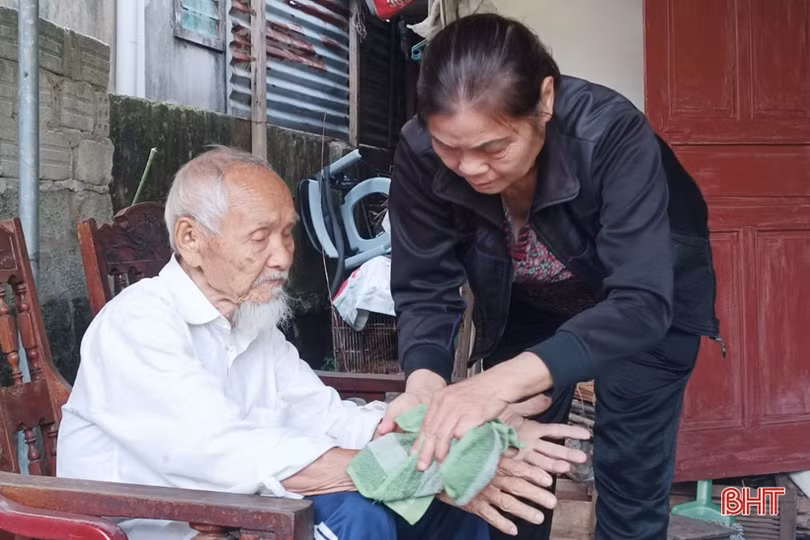 Hà Tĩnh “ứng phó” với tình trạng già hóa dân số