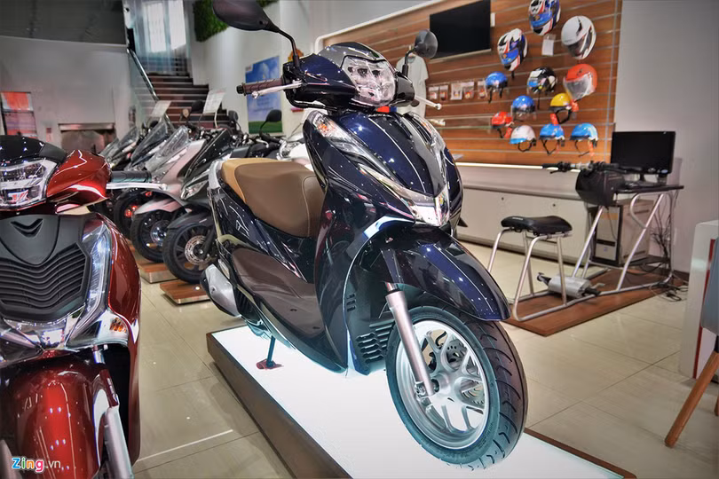 Honda Lead thế hệ mới 3 phiên bản, đại lý chưa có xe để bán