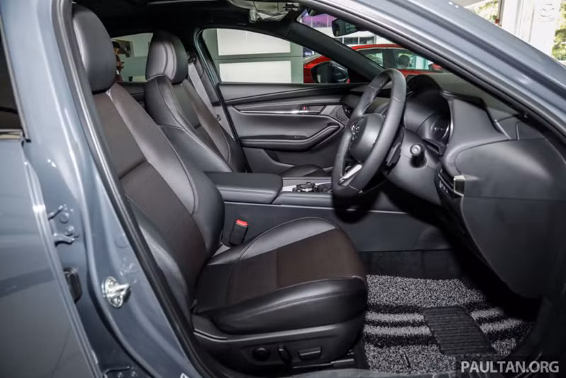 Hình ảnh chi tiết Mazda3 2019 giá gần 800 triệu đồng tại Malaysia