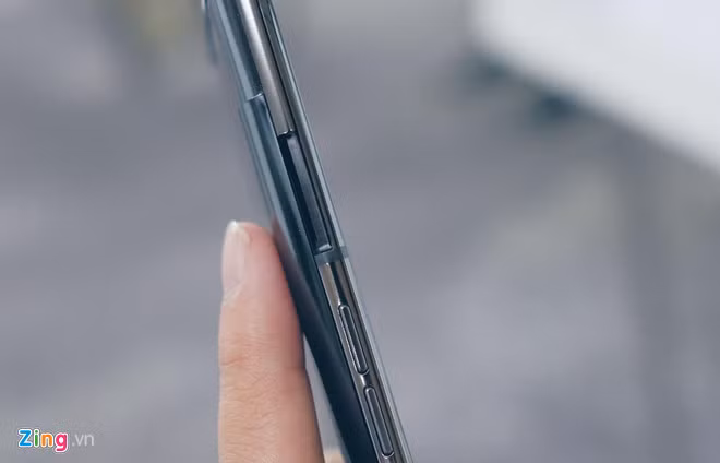 Galaxy A80 lên kệ tại Việt Nam - camera trượt xoay, giá 15 triệu đồng