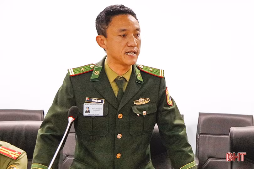 Kiểm dịch chặt chẽ người và phương tiện nhập cảnh qua Cửa khẩu Cầu Treo