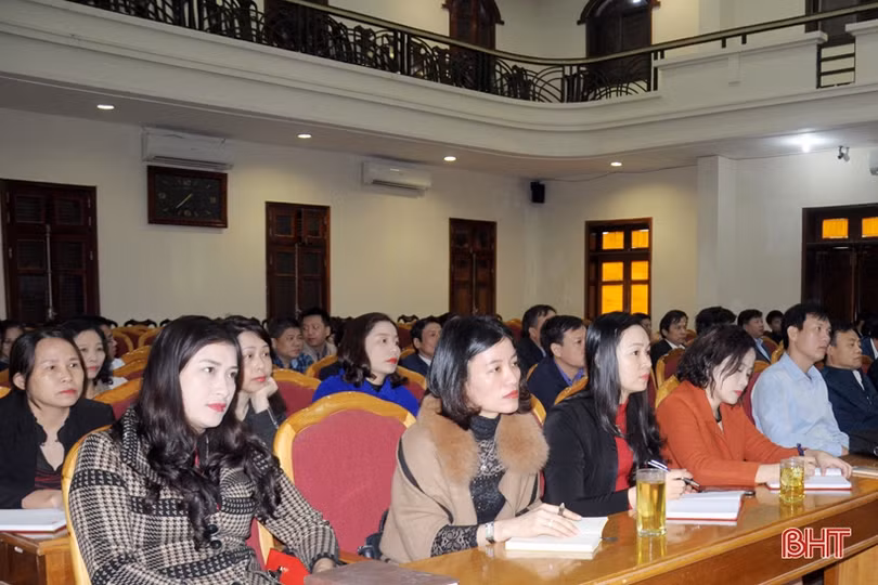 Quán triệt các hướng dẫn, quy định mới về công tác kiểm tra, giám sát phục vụ đại hội Đảng các cấp ở Hà Tĩnh