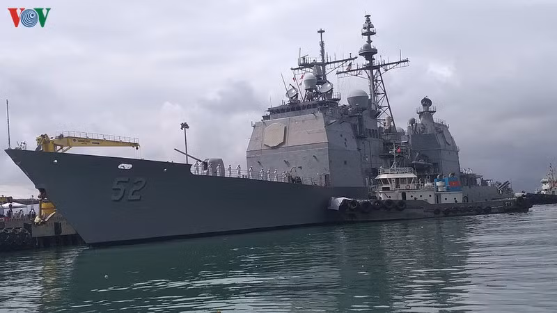 Tàu sân bay USS Theodore Roosevelt đã vào vịnh Đà Nẵng