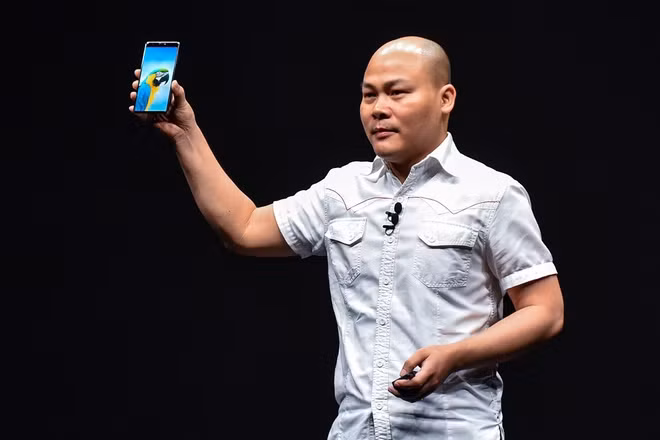 CEO Bkav hé lộ thêm về Bphone 4