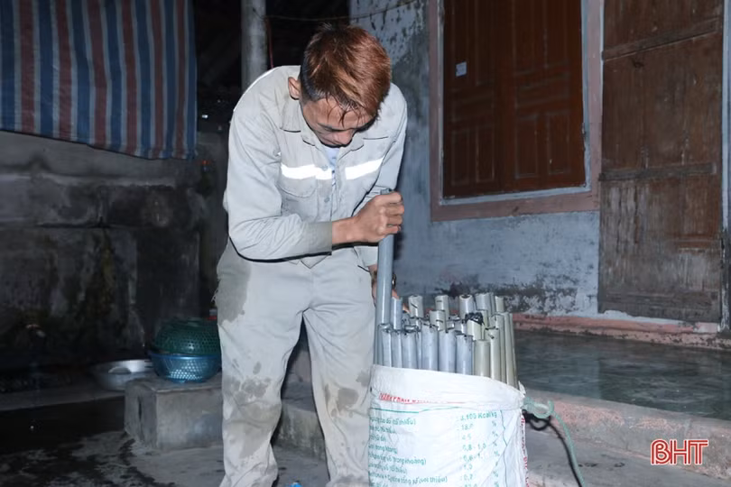 “Săn” lươn đồng ở Hà Tĩnh