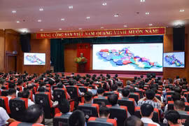 Đưa Hà Tĩnh trở thành cực tăng trưởng năng động của khu vực và cả nước