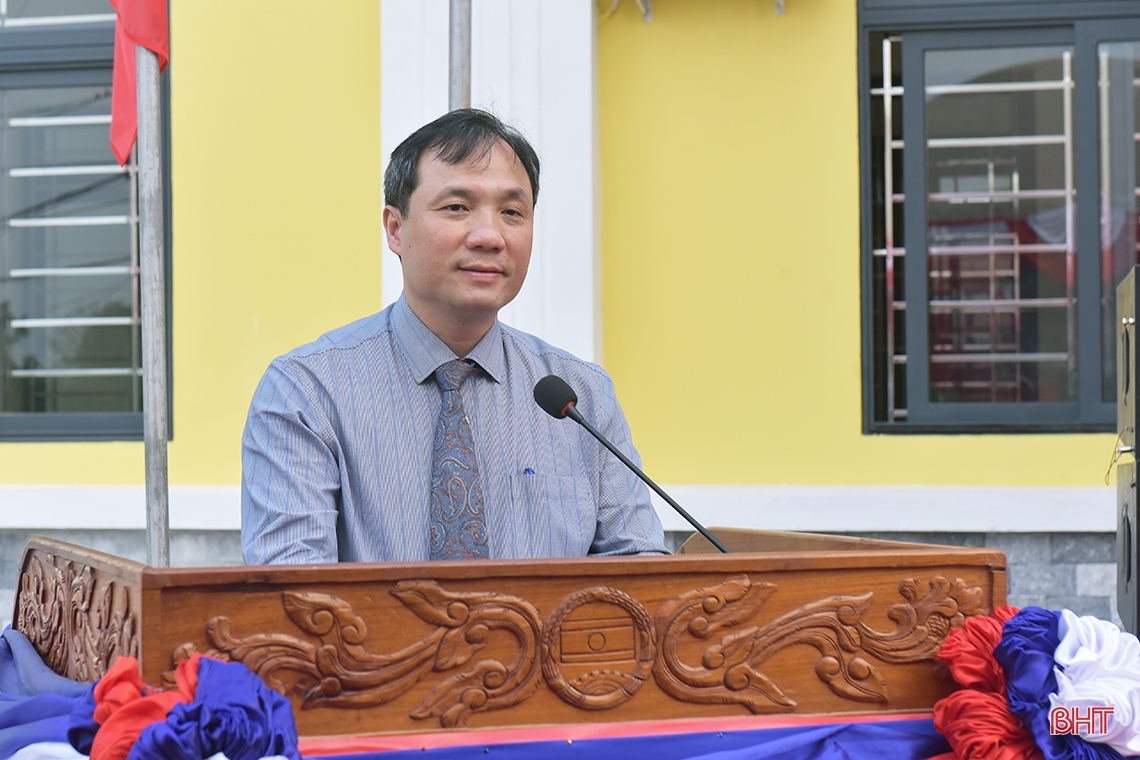 Khánh thành công trình bệnh xá ở Bolikhămxay do Hà Tĩnh tài trợ