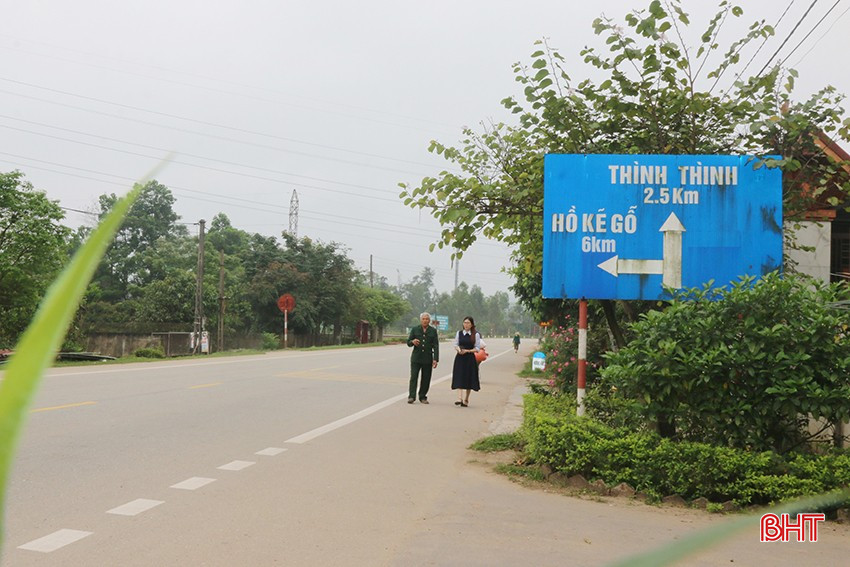 bqbht_br_mien-que-nam-dien-thach-ha-noi-co-nga-ba-thinh-thinh-dau-an-mot-thoi-giao-thoa-cua-duong-21-va-22-nay-da-doi-thay.jpg