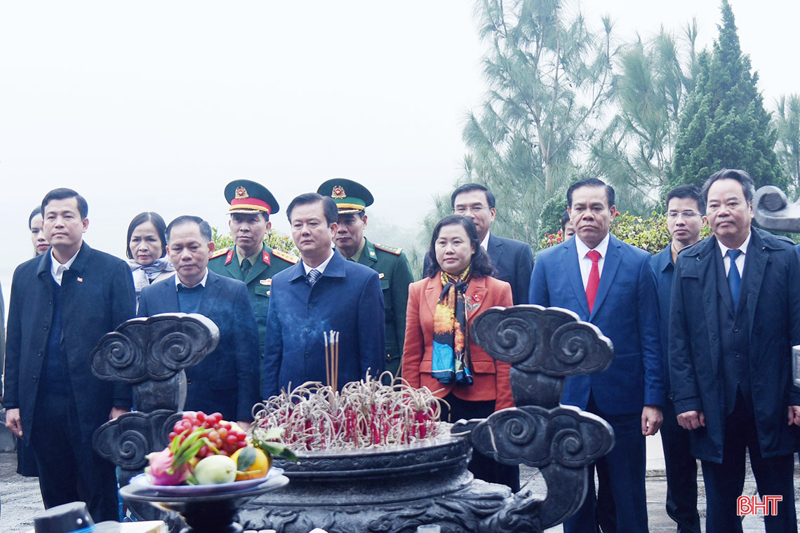 Phát huy truyền thống, khắc phục khó khăn, xây dựng Hà Tĩnh ngày càng phát triển