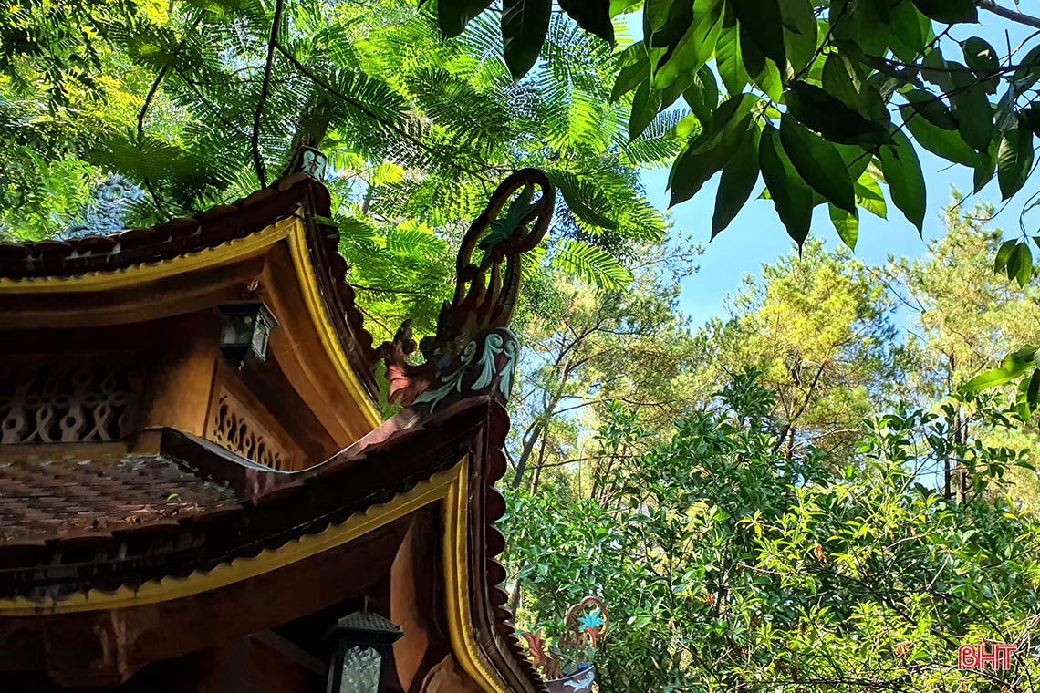 Tuyệt cảnh danh thắng Chùa Hang ở Hà Tĩnh