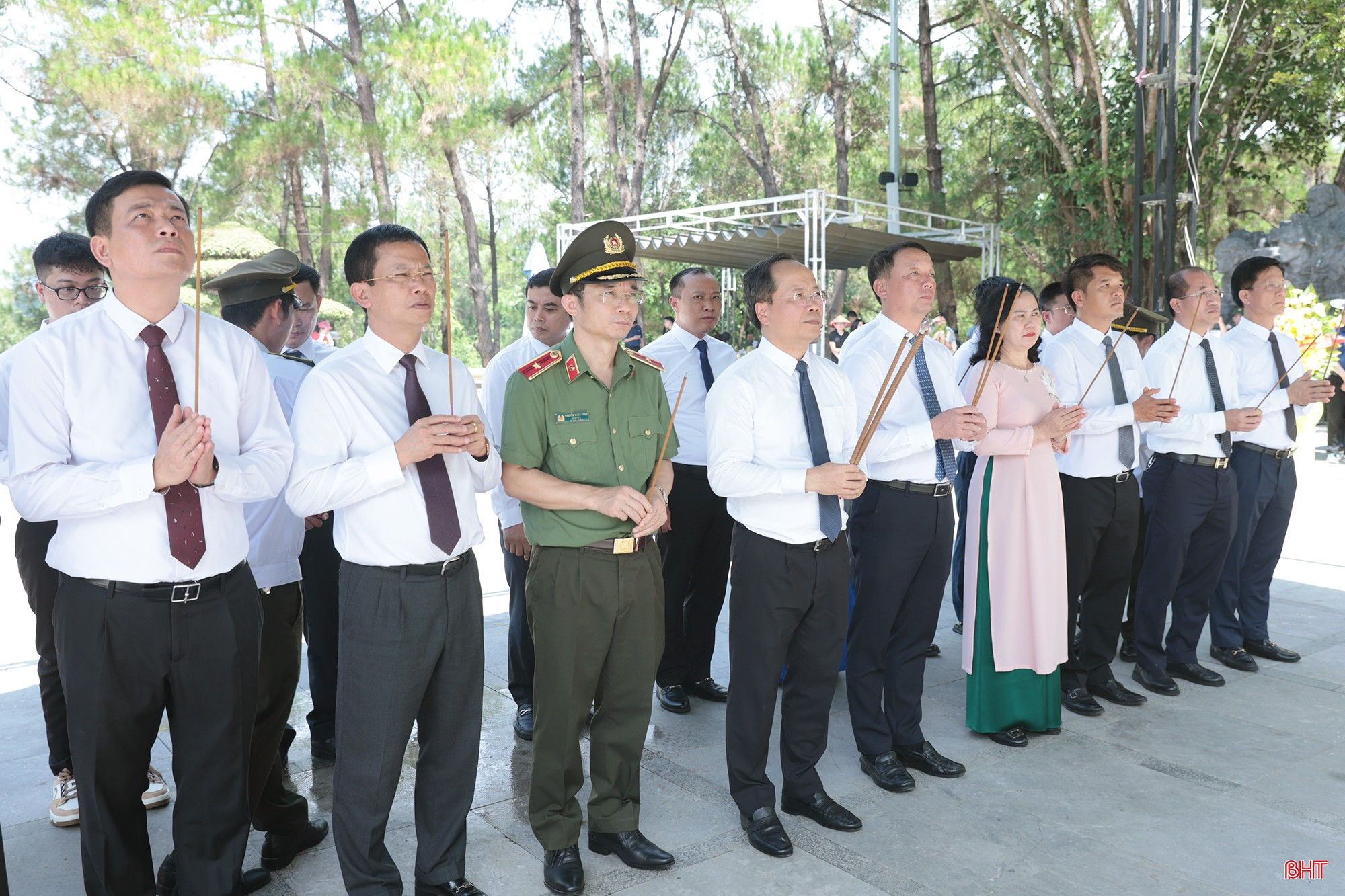 bqbht_br_canh-toan-dang-huong-636.jpg