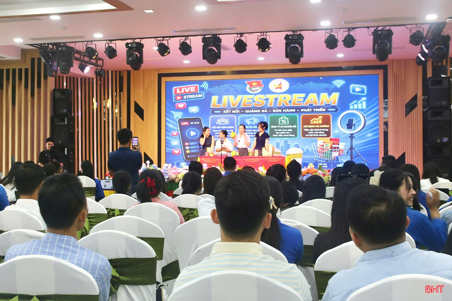bqbht_br_hoi-dn-tre-tap-huan-chuyen-doi-so.jpg