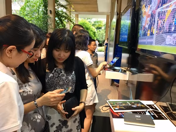 vinaphone tro thanh nha mang dau tien cung cap 4g tai viet nam
