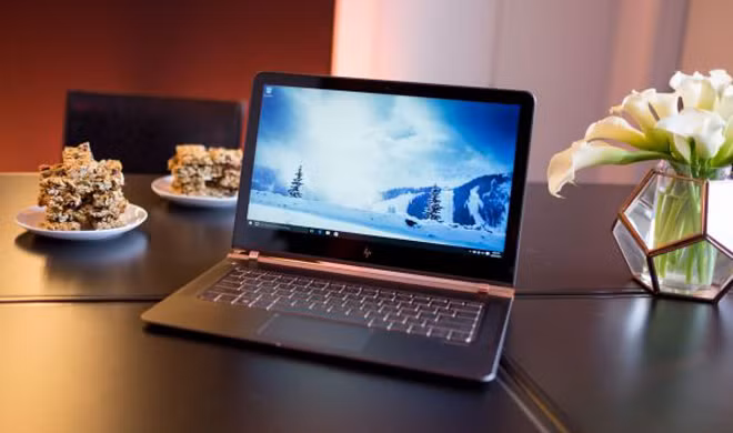 nhung laptop dang mua nhat nam 2016