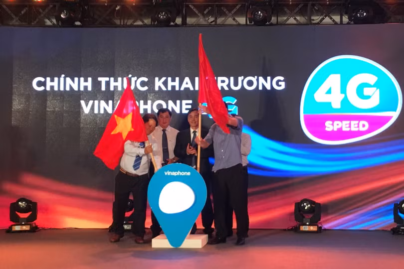 vinaphone tro thanh nha mang dau tien cung cap 4g tai viet nam