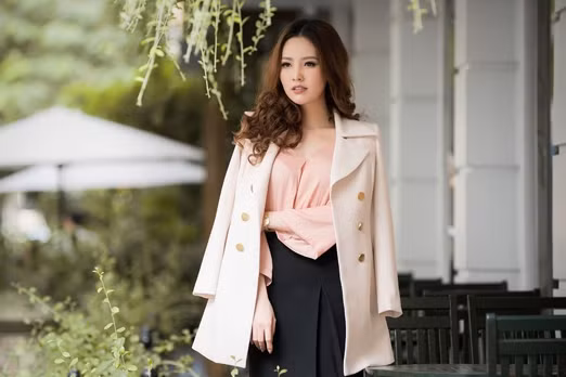 mac tre trung hon tuoi dep nhu thuy van