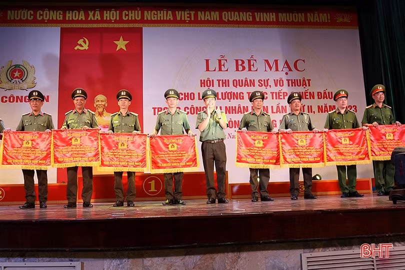 Công an Hà Tĩnh đạt giải khuyến khích hội thi quân sự, võ thuật