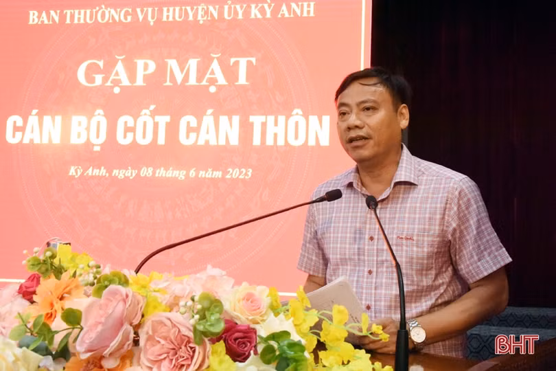 “Cầu nối” vững chắc giữa ý Đảng với lòng dân