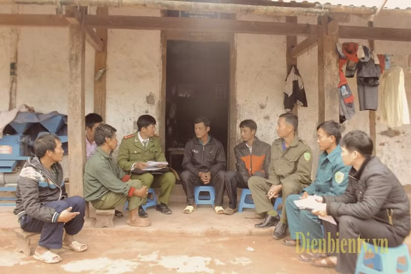 Lực lượng công an tuyên truyền, vận động nhân dân không nghe theo đạo lạ. Nhận diện về tà đạo “Pháp môn Diệu âm”