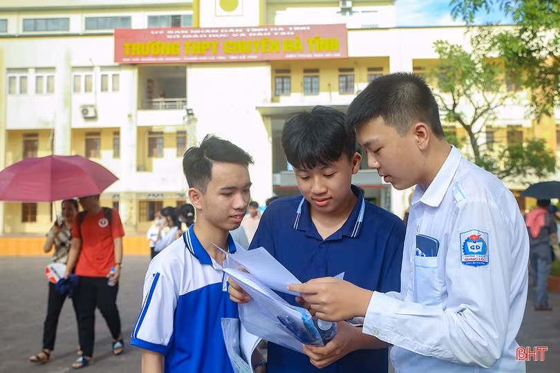 1.094 thí sinh cạnh tranh 420 “vé” vào Trường THPT Chuyên Hà Tĩnh
