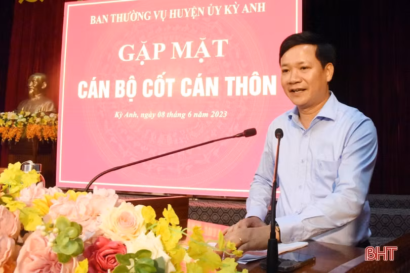 “Cầu nối” vững chắc giữa ý Đảng với lòng dân