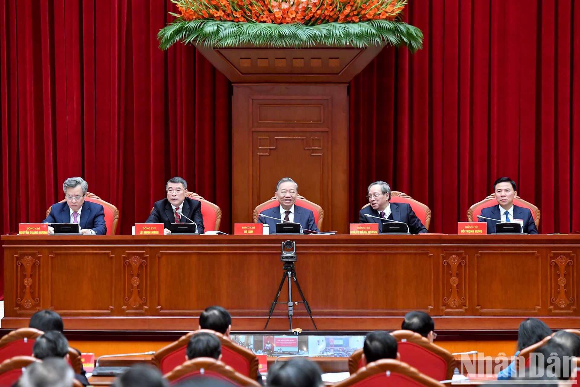 Tổng Bí thư Tô Lâm và các đồng chí lãnh đạo Ban Tổ chức Trung ương chủ trì hội nghị.