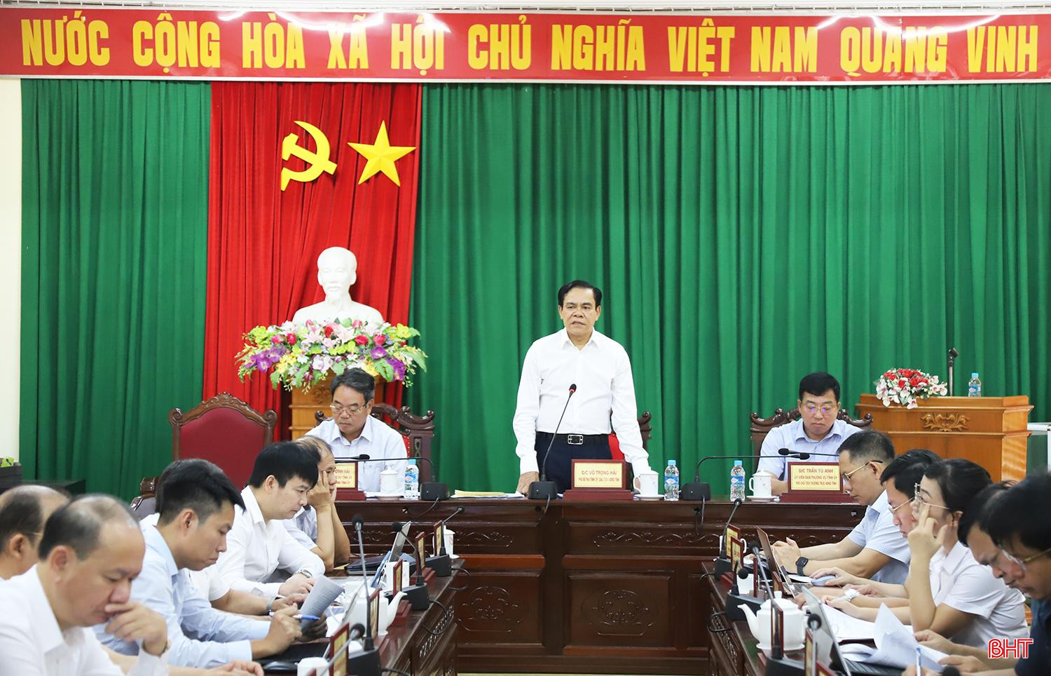 Chủ tịch UBND tỉnh Võ Trọng Hải, Phó Chủ tịch Thường trực HĐND tỉnh Trần Tú Anh và Trưởng ban Nội chính Tỉnh ủy Nguyễn Đình Hải chủ trì phiên tiếp công dân