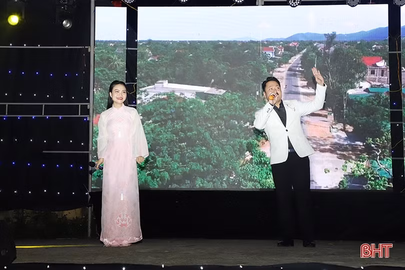 Ấm áp chương trình Chào mừng xuân Giáp Thìn ở Cẩm Xuyên